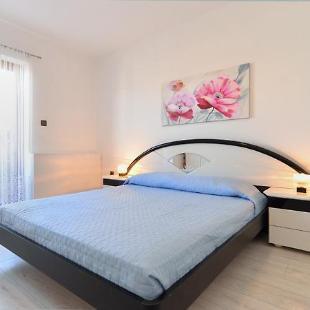 House Pula 2080 Villa Екстериор снимка