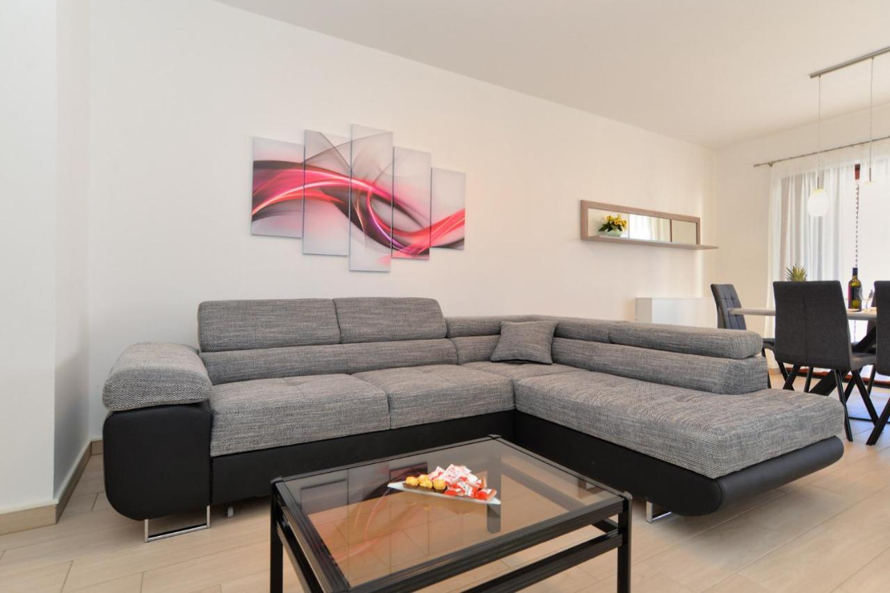 House Pula 2080 Villa Екстериор снимка