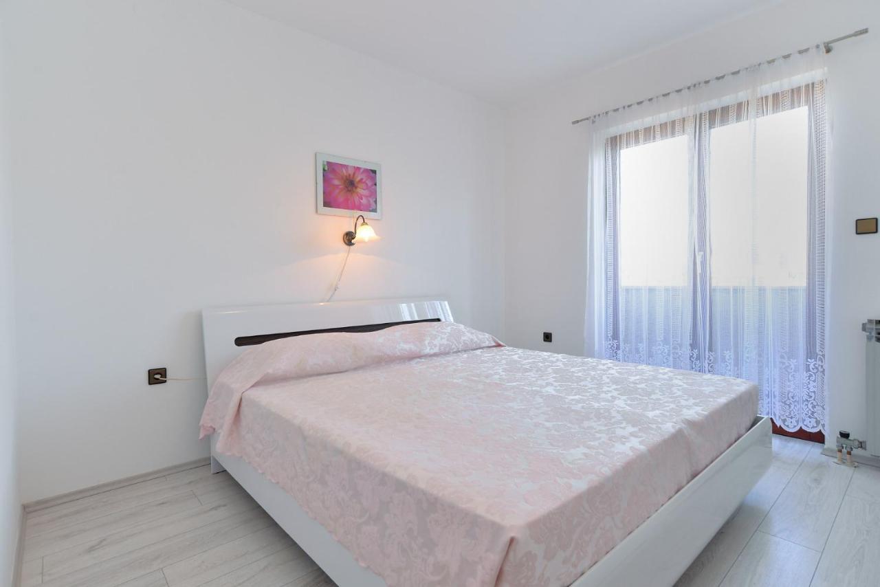 House Pula 2080 Villa Екстериор снимка
