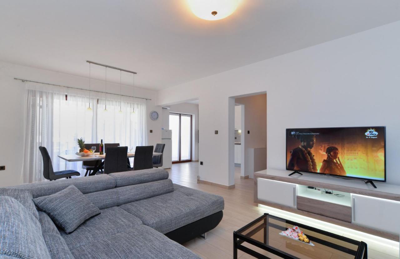 House Pula 2080 Villa Екстериор снимка