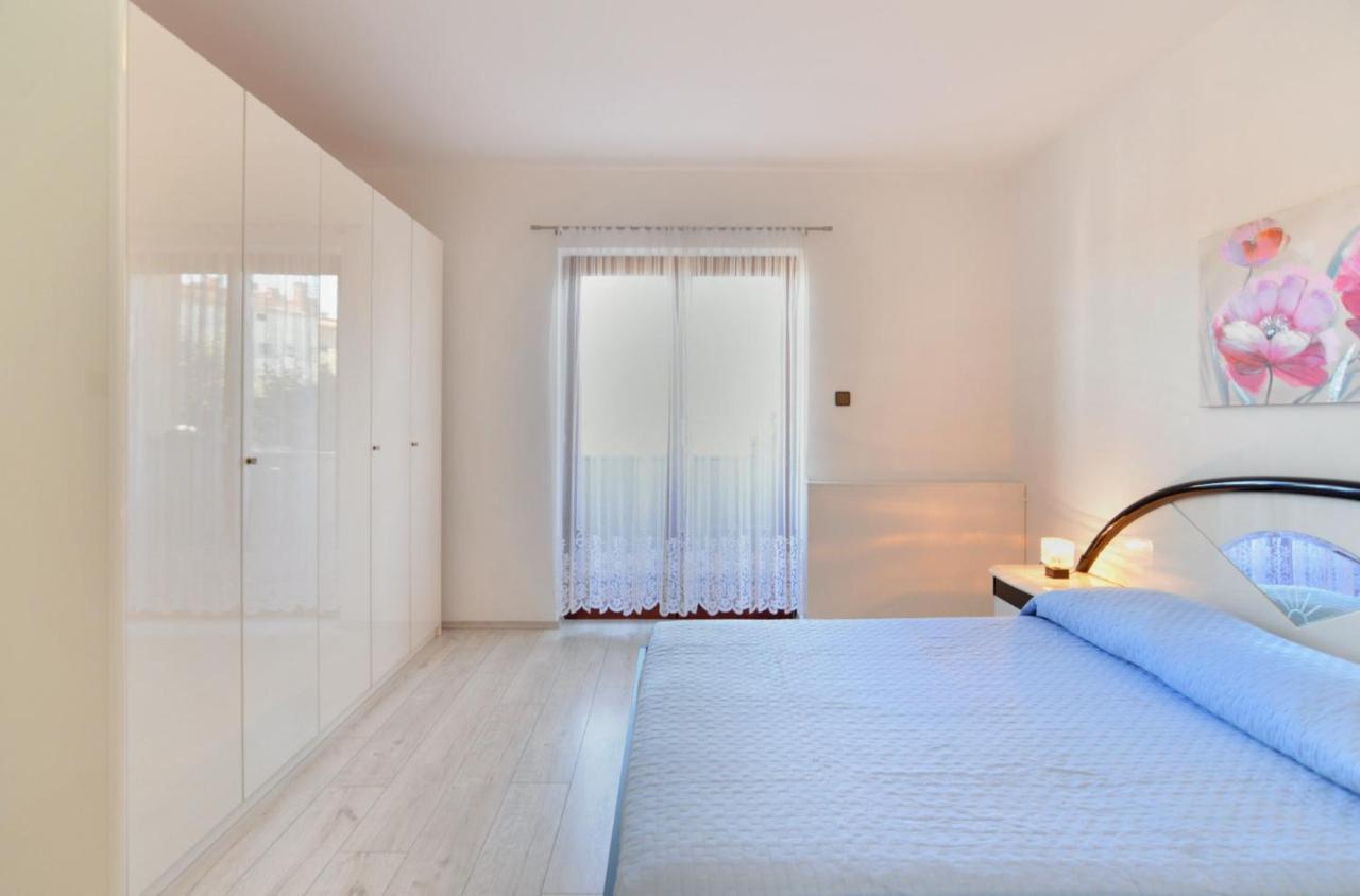 House Pula 2080 Villa Екстериор снимка